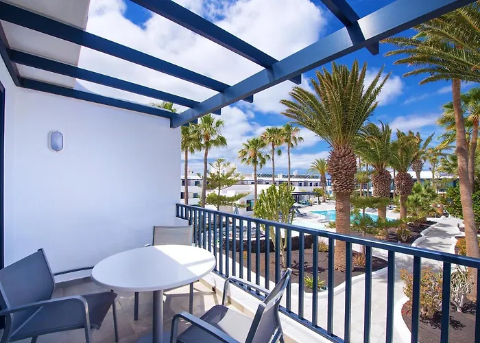 Apartamentos Playamar